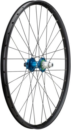 HOPE Juego De Ruedas Pro 4 + Fortus 26 Disc 6 Agujeros 29" 11 HOPE Juego De Ruedas Pro 4 + Fortus 26 Disc 6 Agujeros 29" -Pro Bike Tienda 316120